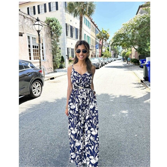 A New Day Seersucker Maxi Dress Navy Floral – Size M – V-Neck Adjustable Straps - Picture 5 of 8